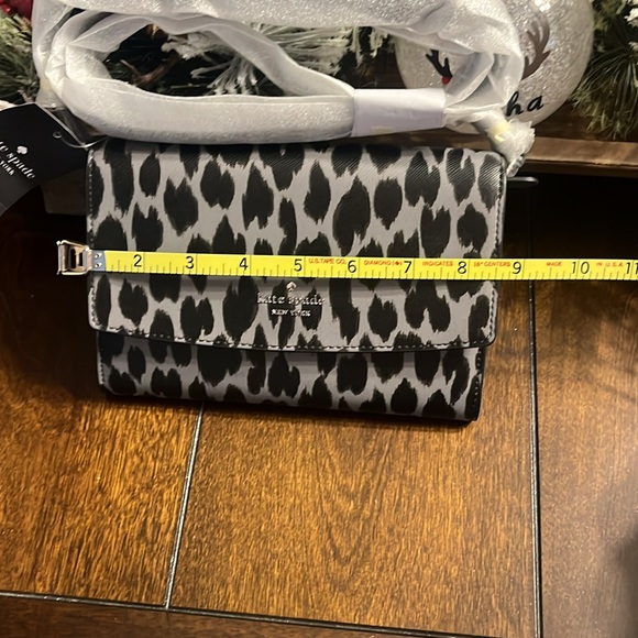 Kate Spade Black and White Leopard Print Women's Bag - Picture 10 of 11